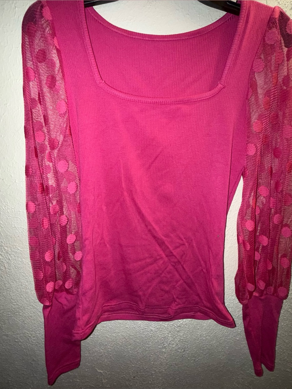 Source Unknown Fuchsia Square Neck Top with Polka Dot Mesh Sleeves